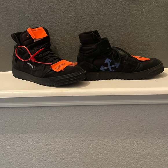Off-White Off-Court 3.0 Suede and Canvas High-Top Sneakers Black - Picture 2 of 5